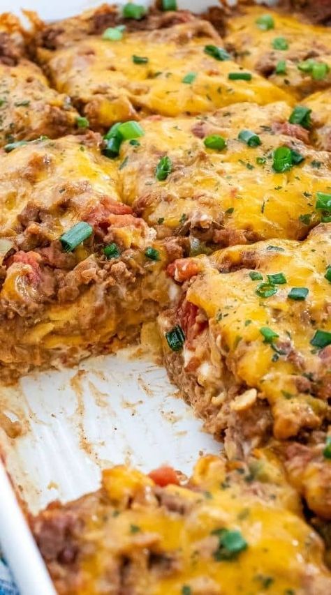 Easy Baked Burrito Casserole Recipe - Top Recipes Supper Ideas To Impress, Deconstructed Burrito Casserole, Mexican Hot Dish Recipes, Enchilada Burrito Casserole, Burrito Bake Casserole Taste Of Home, Burrito Party Ideas, Easy Unique Food Recipes, Dinner Ideas To Impress Him, Mexican Tuesday Recipes