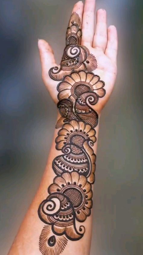 Beautiful Simple Mehndi Design, Latest Arabic Mehndi Designs, Simple Arabic Mehndi, Front Mehndi Design, Simple Arabic Mehndi Designs, Legs Mehndi Design, Mehndi Designs For Kids, Mehndi Design Pictures, Very Simple Mehndi Designs