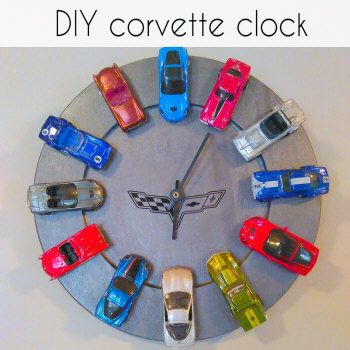 DIY repurposed hot wheel car clock | Crazy DIY Mom Hot Wheels Crafts, Clock Diy, Diy Mom, Car Clock, Diy Pinecone, Car Lover Gifts, Spring Gardening, Diy Wood Signs, Matchbox Cars