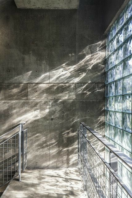 Glass Brick, Glass Blocks, Light Architecture, Alam Yang Indah, Space Design, 인테리어 디자인, Light Art, Architecture Details, Design Inspo