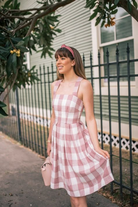 The Perfect White And Pink Gingham Dress Pink Checkered Dress Outfit, Pink And White Checkered Dress, Gingham Dress Sewing Pattern, Gingham Clothing, Checkered Dress Outfit, Gingham Aesthetic, Pink Dress Summer, Princess Line Dress, Maxi Dress Outfit Fall