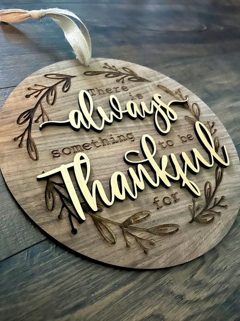 Laser Cut Christmas Ideas Trending Wood Signs, Cnc House Number Sign, Laser Wood Projects Gift Ideas, Wooden Engraved Ideas, Fall Round Wood Signs Diy, Thanksgiving Laser Cut Ideas, Laser Engraved Signs, Fall Laser Projects, Laser Engraving Ideas To Sell