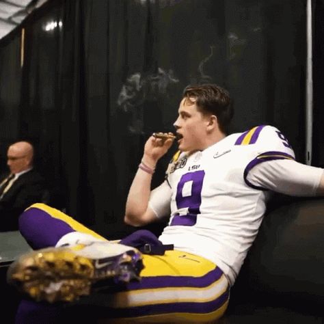 Joe Burrow Cigar GIF - JoeBurrow Cigar Lsu - Discover & Share GIFs Joe Borrow, Lsu Tigers Football, Football Playoffs, Lsu Football, Geaux Tigers, Joe Burrow, Joe Cool, Football Boys, Lsu Tigers