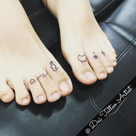 Toe Tattoos For Women, Toe Tattoo, Toe Tattoos, Gal Gardot, Finger Tats, Foot Tattoos For Women, Popsugar Beauty, Permanent Tattoo, Foot Tattoos