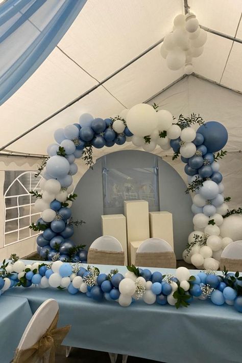 baby shower, white, blue, balloon arch, organic, cake backdrop, pannels Shades Of Blue Balloon Arch, Blueberry Balloon Arch, Berry First Baby Shower Theme, Blue White Balloon Arch, Bridal Shower Photo Display, Blue And White Balloon Arch, Balloon Arch Blue, Baby Boy In Bloom, White Balloons Wedding