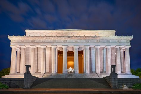 Abraham Lincoln Monument, Washington Dc Lincoln Memorial, Abraham Lincoln Memorial, Washington Dc Architecture, Washington Monument Project, Lincoln Monument, Trojan Women, Monument Architecture, Dc Monuments