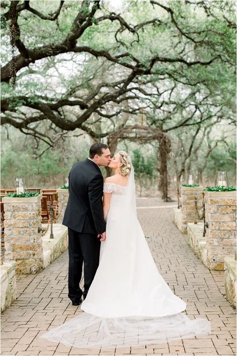 Camp Lucy Sacred Oaks Wedding Photos.  Amy Odom Photography. Austin, Texas. Camp Lucy Sacred Oaks, Wedding Graphic Design, Camp Lucy, Austin Texas Wedding, August Wedding, Unique Venues, Romantic Weddings, Twinkle Lights, Couples In Love