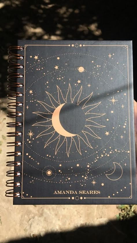 Notebook For School Aesthetic, School Agenda Aesthetic, Notebooks Aesthetic School, Cute Notebooks Aesthetic, Notebook Aesthetic Ideas, School Notebook Aesthetic, Agendas Aesthetic, Agenda Aesthetic, Aesthetic Agenda