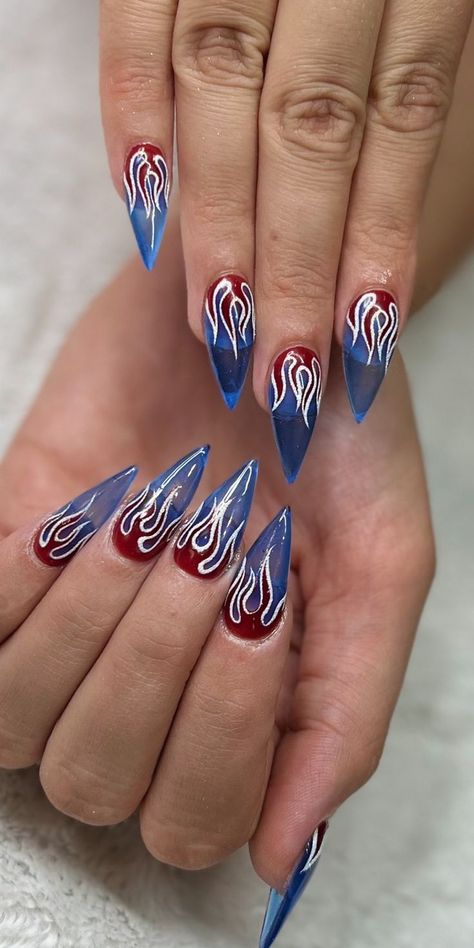 Top 19 Patriotic Nails Ideas for 2024: Celebrate with Style & Creativity! Dip Nails Simple, Cute 4th Of July Nails, Patriotic Nails Design, Patriotic Nails, Usa Nails, Fourth Of July Nails, Holiday Nail Designs, Nail Art For Beginners, Colorful Nail