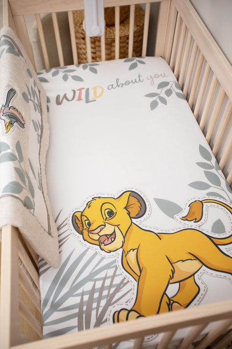 Nursery room idea! #disneybaby #lionking Lion King Nursery Ideas, Disney Baby Room, Boy Room Ideas, Nursery Disney, Disney Baby Rooms, Disney Baby Nurseries, Lion King Nursery, Jamaica House, Lion King Baby