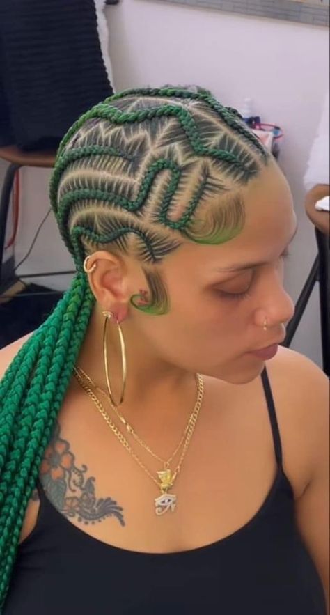 Feed In Braids Hairstyles Black Women, 8 Stitch Braids With Design, 10 Feed In Braids, Straight Back Braids With Design, Green Braids, Braids Inspiration, Straight Back Cornrows, Short Hair Twist Styles, Lemonade Braids Hairstyles