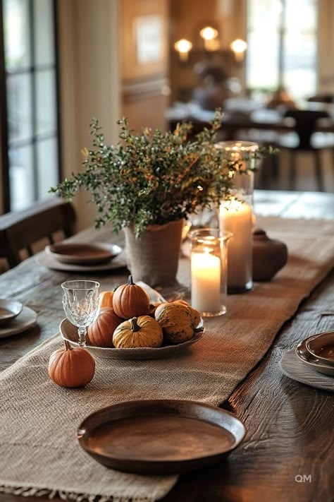 fall tablescapes, thanksgiving tablescapes, fall table centerpieces, fall table decor, fall tablescape ideas, fall dinner, thanksgiving aesthetic, fall table settings, thanksgiving table settings, fall entry table decor, fall centerpieces for table, fall table decorations centerpieces Simple Centerpiece Thanksgiving, Fall Decor Leaves, Thanksgiving Decorations Minimalist, Fall Decor Minimal, Thanksgiving Decorations Simple, Simple Thanksgiving Table Decor Minimalist, Small Thanksgiving Table Decor, Minimalist Thanksgiving Table Settings, Round Table Fall Centerpieces