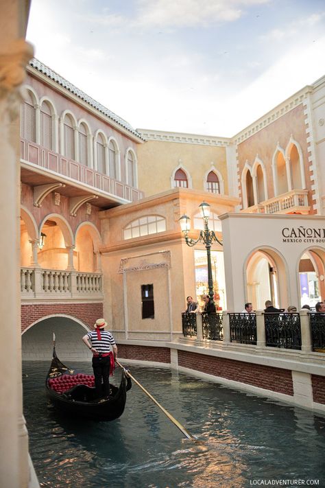 Next Best Thing to Venice Italy: Gondola Rides at the Venetian Las Vegas // localadventurer.com Gondola Las Vegas, Gondola Ride Venice, Italy Gondola Ride, Venetian Gondola Las Vegas, Venetian Las Vegas, Beautiful Places In America, American National Parks, Scenic Road Trip, Travel Images