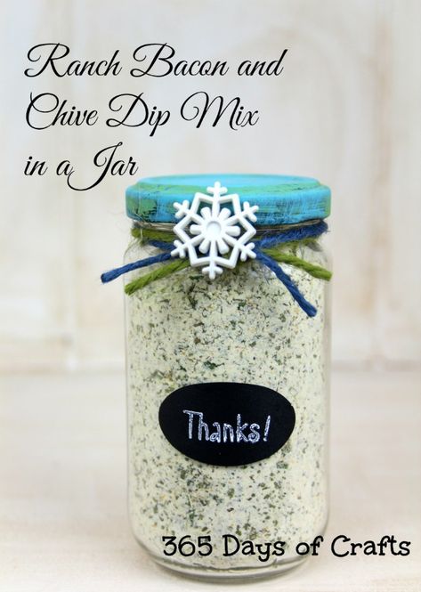 Try this amazing ranch bacon and chive spice mix. Better than store bought and no MSG! Use for salad dressing, veggie dip and marinade on chicken or pork Chive Dip Recipes, Pantry Mixes, Chive Dip, Jar Mixes, Bacon Ranch Dip, Gnocchi Recipes Homemade, Dip Mixes, Vintage Pantry, Homemade Dry Mixes