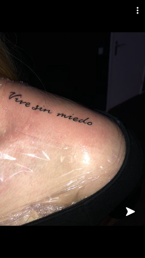 Spanish Neck Tattoos, Blessed In Spanish Tattoo, Spanish Tattoos Quotes With Meaning, Spanish Quote Tattoos For Women With Meaning, Tattoo Quotes For Women Spanish, Tattoo Ideas Spanish Quotes, Cute Tattoos In Spanish, Tattoo Ideas Female In Spanish, Spanish Tattoos For Women With Meaning