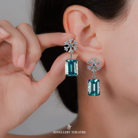 Jewellery Theatre. New earrings are made from 18K white gold and feature 2 emerald cut aquamarines cut aquamarines at 17.41ct complemented by 348 diamonds and 4 aqua diamonds. #jewellerytheatre #diamondearrings #snowflake Snow Earrings, Blue Emerald, Aquamarine Earrings, Colored Stone, Rings Silver, Aquamarine Jewelry, Gold Earrings Designs, Fine Earrings, Ear Jewelry