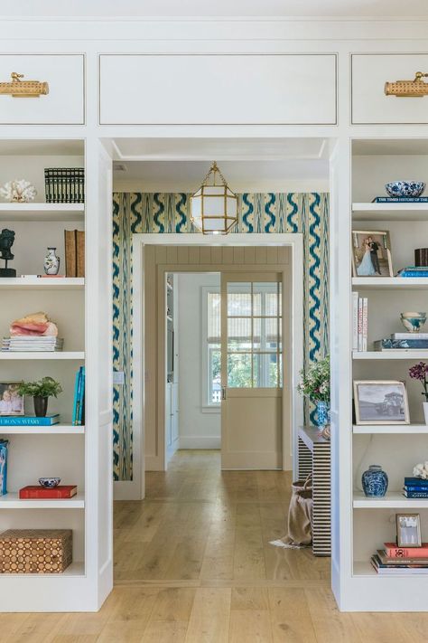 Charleston — Caitlin Kah Interiors Charleston Homes Interiors, Charleston Interior Design, Hallways And Stairs, Charleston Style, Charleston Homes, Coastal Bedroom, Hopes And Dreams, Feels Like Home, Entry Foyer