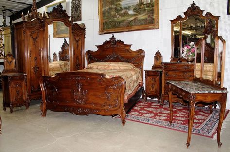 Antique Bedroom Set, Painted Headboard, Walnut Bed, Antique Furniture For Sale, Antique French Furniture, Bedroom Sets Queen, Queen Mattress Size, Queen Bedroom, King Bedroom