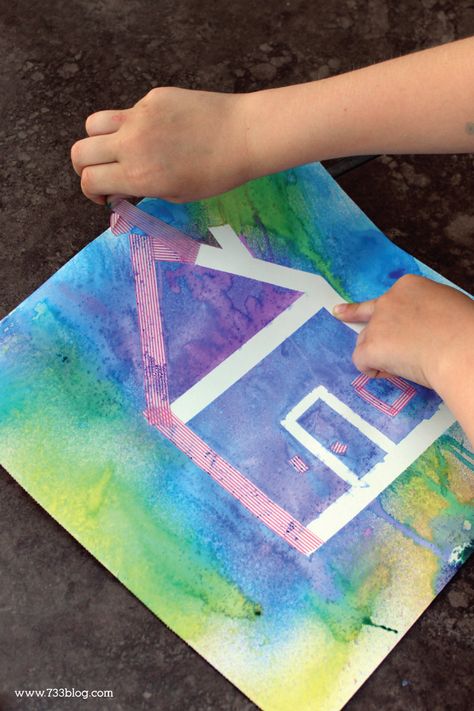 Spray Bottle Painting - get the kids outside with this fun painting and tape… Spray Bottle Painting Preschool, Spray Bottle Art Preschool, Color Wars Activities For Kids, Spray Bottle Activities For Kids, Tape Art For Kids, Tape Resist Art For Kids, Spray Bottle Art, Painting With Hands, Painting With Tape