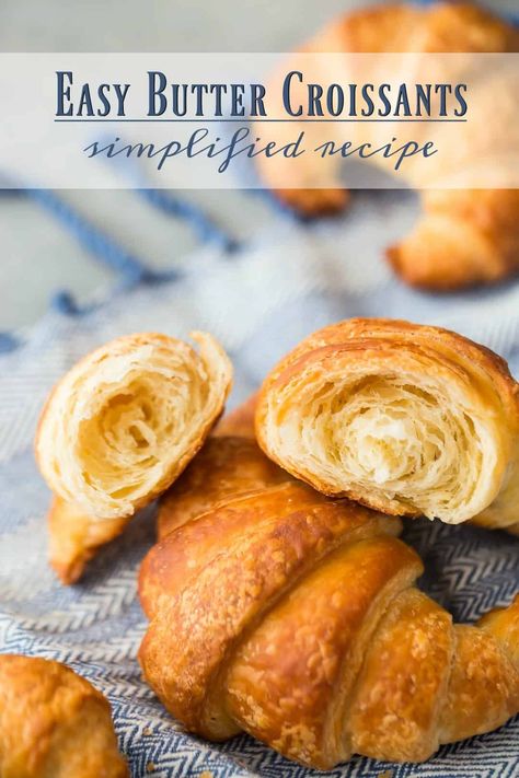 This was the easiest croissant recipe I've ever made. No butter square needed! I never thought I could do it but they came out perfect! #croissant #croissants #recipe #breakfast #dinner #meals #dessert #Frenchtoast #chocolate #appetizers #almond #breadpudding #hamandcheese #stuffed #homemade #bake #dough #toppings #sandwiches #filling #Paris #video #easy #lunch #nutella #French #butter #brunch #bakingamoment Croissant Dinner Recipe, Croissant Dinner, Croissant Nutella, Easy Croissant Recipe, Crossiant Recipes, Easy Puff Pastry Recipe, Homemade Crescent Rolls, Butter Croissant, Homemade Croissants