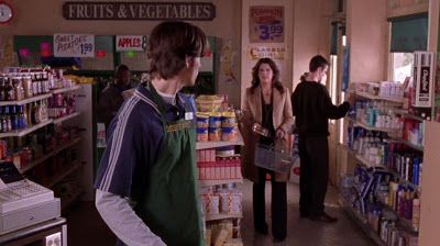 Doose's Market Dooses Market, Doose's Market, Korean Thanksgiving, The Gilmore, Gilmore Girls Seasons, Michelle Trachtenberg, Cat Store, Stars Hollow, Deep Fried