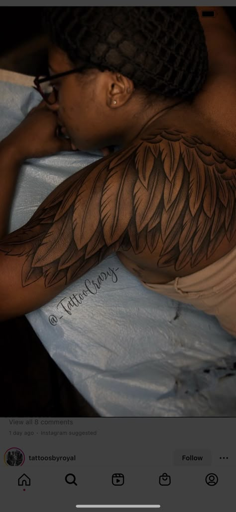 Wing Shoulder Tattoo Women, Tricep Women Tattoo, Soul Leaving Body Tattoo, Back Feather Tattoo Women, Shoulder Feather Tattoos For Women, Motherland Tattoo, Feather Wing Tattoo, Feather Tattoos For Women On Shoulder, Feather Shoulder Tattoos