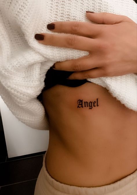 Rib Angel Tattoo, Not Basic Tattoos, Sweet Tattoos For Women, Spots For Small Tattoos, Cool Girl Tattoos, Special Tattoo Ideas, Cool Back Tattoos For Women, Intimate Tattoos For Women, Cute Word Tattoos