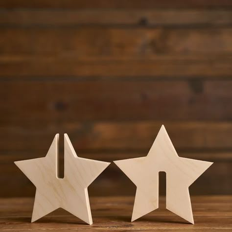 Slotted Stars - Set of 3 – Unfinished Wood Co Rustic Eclectic, Wood Working Projects, Christmas Diy Wood, Wood Art Diy, Wooden Christmas Crafts, Wooden Carving, Laser Cut Wood Crafts, Diy Wooden Projects, Wood Stars