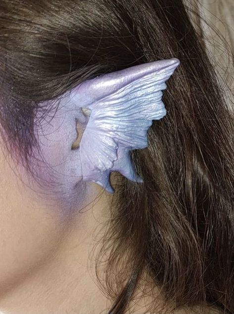 Mermaid Ears Aesthetic, Webbed Ears Mermaid, Modern Mermaid Aesthetic, Goth Mermaid Aesthetic, Siren Ears, Aesthetic Zodiac Signs, Fantasy Mermaid Art, Mermaid Features, Pisces Aesthetic