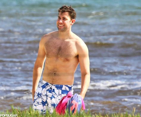 John Krasinski Beard Burn, Trending Tv Shows, Love For Him, Skai Jackson, Famous Actors, John Krasinski, Dad Bod, Jennifer Hudson, Time Magazine