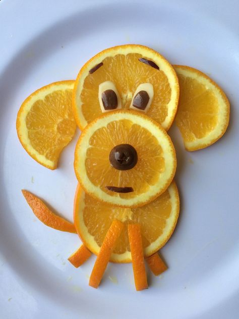 Kids Food Crafts, Fruit Creations, Decorações Com Comidas, Food Art For Kids, Creative Snacks, Amazing Food Decoration, Amazing Food Art, Creative Food Art, Food Carving