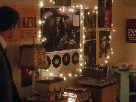 Only the smiths The Perks Of Being, Perks Of Being A Wallflower, The Smiths, Aesthetic Inspiration, July 7, Coming Of Age, Film Aesthetic, Film Stills, Cool Rooms