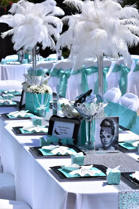 Tiffany Blue Birthday Party, Tiffany Blue Party Decorations, Tiffany Baby Shower Theme, Tiffany Sweet 16, Tiffany Theme Party, Tiffany Blue Party, Breakfast At Tiffanys Party Ideas, Tiffany Themed Bridal Shower, Tiffany Birthday Party