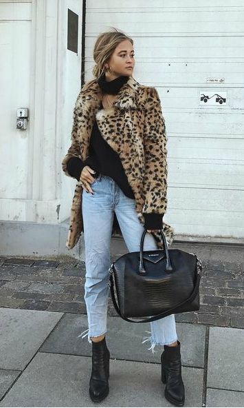 b7087c1f4f89e63af8d46f3b20271153 Leopard Print Coat Outfit, Leopard Coat Outfit, Faux Fur Coats Outfit, Leopard Print Faux Fur Coat, Leopard Print Outfits, Leopard Print Coat, Print Coat, Coat Outfits, Fall Fashion Outfits