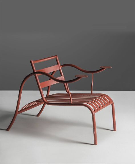 Design Objet, Man Chair, Office Themes, Thinking Man, Jasper Morrison, Steel Furniture, Easy Chair, Dutch Design, Everyday Objects