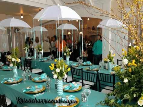 Baby Shower Ideas Spring, Raindrop Baby Shower, Rain Baby Showers, Spring Baby Shower Themes, Bling Centerpiece, Baby Shower Theme Ideas, Umbrella Baby Shower, Communion Centerpieces, April Baby Shower