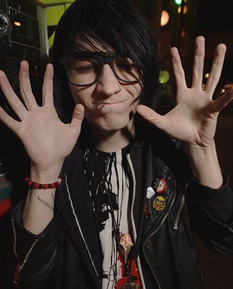 Johnnie guilbert Emo Guy, Hot Emo Guy, Cute Emo Guys, Jake Weber, Emo Boyfriend, Emo Men, The Cardigans, Johnnie Guilbert, Emo Guys