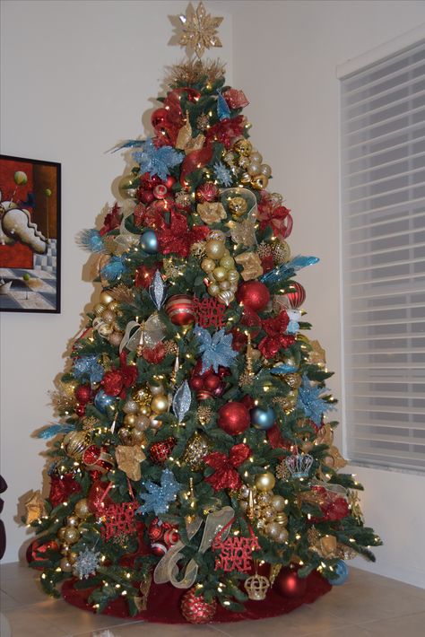 Beautiful Christmas Tree decorated in Gold, Red and light Blue with clusters made of Christmas balls. Just Beautiful and elegant 2016 - 2017 Christmas Tree Ideas Blue And Red, Red Gold And Blue Christmas Tree, Red Gold Blue Christmas Tree, Blue Red Gold Christmas Tree, Blue Red And Gold Christmas Tree, Red Blue Gold Christmas Tree, Red Blue And Gold Christmas Tree, Beautiful Christmas Trees Decorated, Girly Background