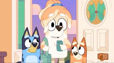 Bluey Characters Frisky, Bluey Scenes, Bluey Pictures, Bluey Characters, Jojo Siwa Bows, Palace Pets, Silly Dogs, Mickey Mouse Clubhouse, Disney Junior