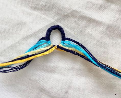 Friendship Bracelet Teardrop Loop Square Knot, Bracelet Knots, Dark Blue Color, Slim Wallet, Friendship Bracelet Patterns, Bracelet Patterns, Friendship Bracelet, Bracelet Making, Friendship Bracelets