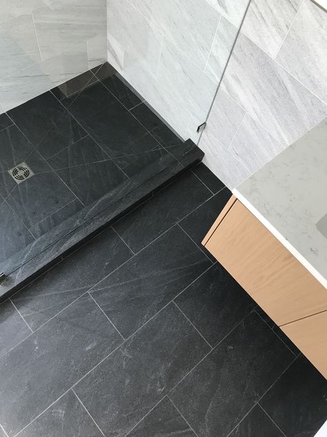 Granite Bathroom Floor, Black Marble Tile Bathroom Floor, Black Marble Floor Bathroom, Black Marble Bathroom Floor, Black Slate Bathroom Floor, Rectangle Tile Bathroom, Bathroom Black Tile, Black Granite Flooring, Black Granite Bathroom