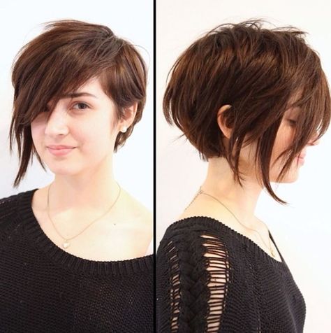 Asymmetrical Pixie Bob For A Round Face Asymmetrical Pixie Bob, Bobs For Round Faces, Short Hairstyles For Round Faces, Short Hair Cuts For Round Faces, Thick Wavy Hair, Cute Looks, Asymmetrical Pixie, Long Pixie, Round Face Haircuts