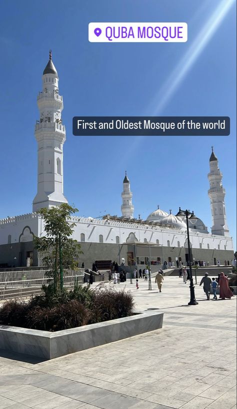 Quba mosque | Medinah | Saudi Arabia | travelling | Islam | peace Masjid Quba, Quba Mosque, Medina Saudi Arabia, Islam Peace, Beautiful Mosque, Travel Picture Ideas, Mecca Wallpaper, Beautiful Mosques, Riyadh