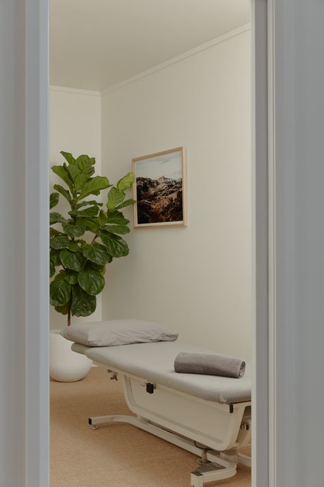 Breathe Architecture — Reload Physio Physio Studio Design, Physio Room Design, Physio Clinic Interior Design, Physiotherapy Room Design, Physio Room, Breathe Architecture, Pilates Business, Physiotherapy Room, Physio Clinic