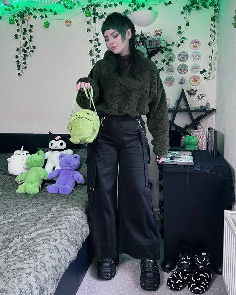 ˚‧⁺˖ unbothered. moisturised. happy. in my lane. focused. flourishing. ♡˖⁺‧˚⁣ ⁣ a froggy green grunge type of outfit for the moss lovers and swamp dwellers 🍃 ⁣ last pic is from u/jessiecolborne on r/buildabear ⁣ ⁣ ⁣ ⁣ ⁣⁣⁣⁣⁣⁣⁣⁣⁣⁣⁣⁣⁣⁣⁣⁣⁣⁣ ⁣⁣⁣⁣⁣⁣⁣⁣⁣⁣⁣⁣⁣⁣⁣⁣⁣⁣⁣⁣⁣ ☆. 𓍊𓋼𓍊 𓆏 𓍊𓋼𓍊.☆⁣⁣⁣⁣⁣⁣⁣⁣⁣⁣⁣⁣⁣⁣⁣⁣⁣⁣⁣⁣ ⁣⁣⁣⁣⁣⁣⁣⁣ ⁣⁣⁣⁣⁣⁣⁣⁣ ⁣⁣⁣⁣⁣⁣⁣⁣⁣⁣⁣⁣⁣⁣⁣⁣⁣⁣ Green Alternative Outfit, Green Goth Outfit, Eclectic Goth, Green Goth, Green Grunge, Fairy Goth, Rock Girl, Green Fairy, 80s Rock