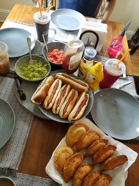 [Homemade] Chilean breakfast. Food Recipes Chilean Breakfast, Breakfast Food Recipes, Chilean Food, Catholic Aesthetic, Chilean Recipes, Country Vibe, Minecraft Decorations, My Culture, Morning Breakfast