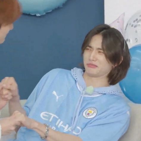 Hyunjin Being Disgusted, Skz Disgusted Face, Hyunjin Goofy Pics, Hyunjin Disgusted Face, Hyunjin Disgusted, Hyunjin Funny Pics, Hyunjin Sassy, Hyunjin Memes, Hyunjin Core