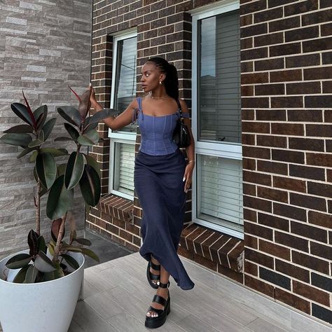 LYDIA on Instagram: "What did the sushi say to the bee? Wasabee! 😂" Navy Maxi Skirt, Skirt And Corset, Linen Corset, Linen Maxi Skirt, Parisian Summer, Vrg Grl, Italian Summer, Linen Skirt, Corset Top