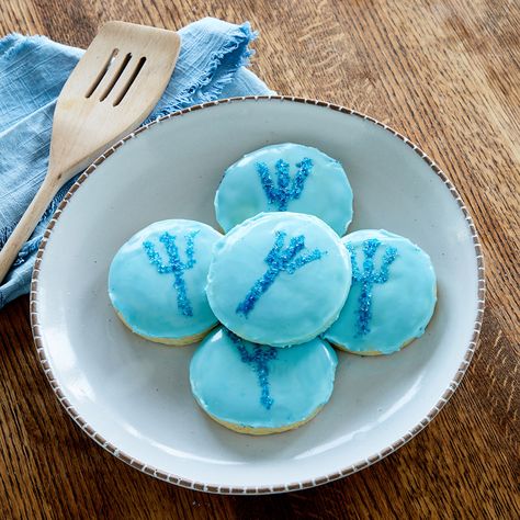 Percy Jackson Cookies, Blue Cookies Aesthetic, Percy Jackson Inspired Food, Percy Jackson Blue Cookies, Percy Jackson Food Ideas, Percy Jackson Food, Percy Jackson Aesthetic Blue Food, Percy Jackson Birthday, Percy Jackson Party