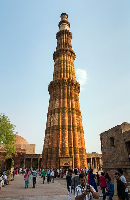 Qutab Minar, Delhi Kutub Minar Photography, Delhi Famous Places, Delhi Trip, Delhi Pics, Indian Fort, Qutab Minar, Monument In India, Delhi Tourism, Delhi Travel